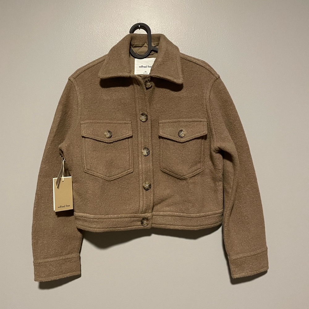 Wilfred Tan Utility Jacket with Versatile Design - Picture 5 of 6